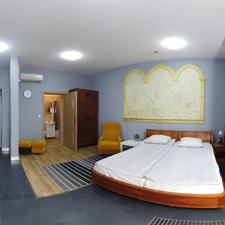 Station Happy Hours Hostel